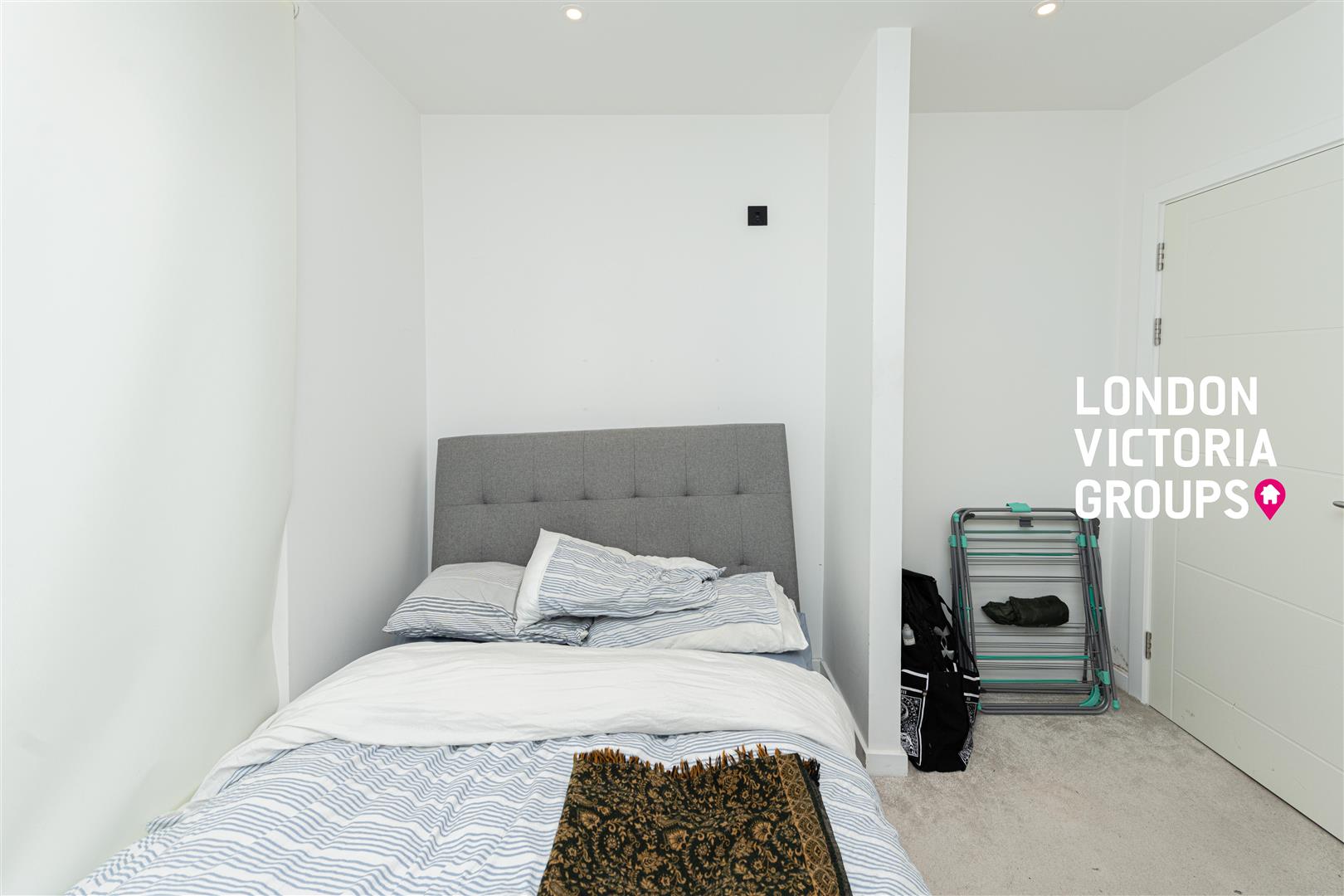 Luxe Tower, 12 Dock Street, London